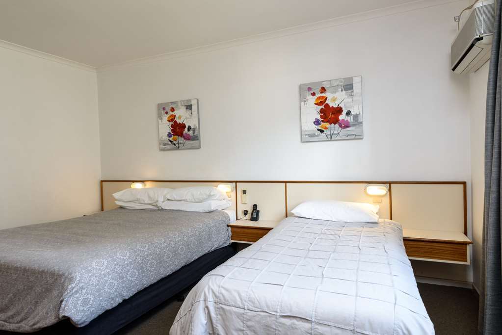 Wild Scotsman Motor Inn Gin Gin Qld Zimmer foto